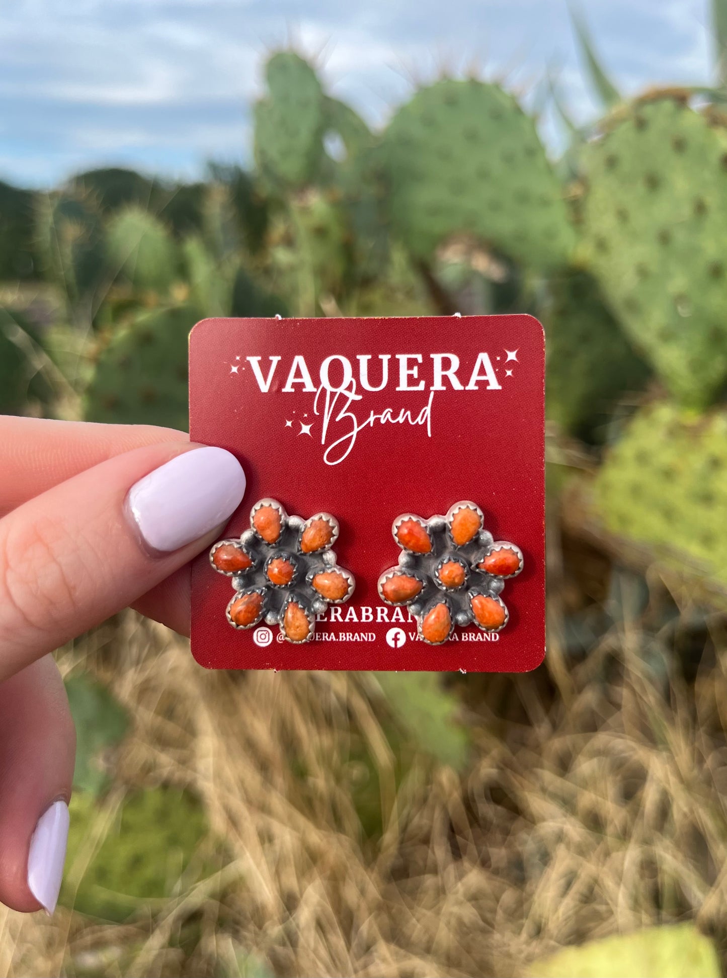 Connie Studs Apple Coral