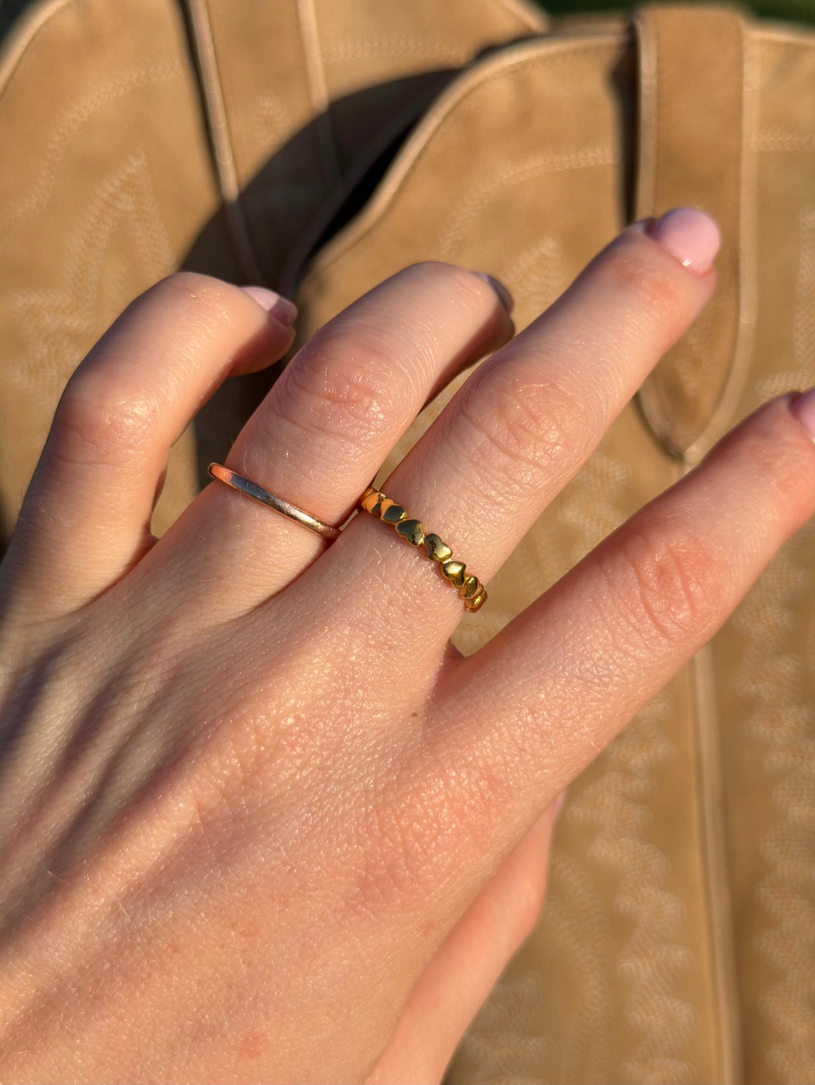 Dainty Heart Stacking Band Ring in Gold