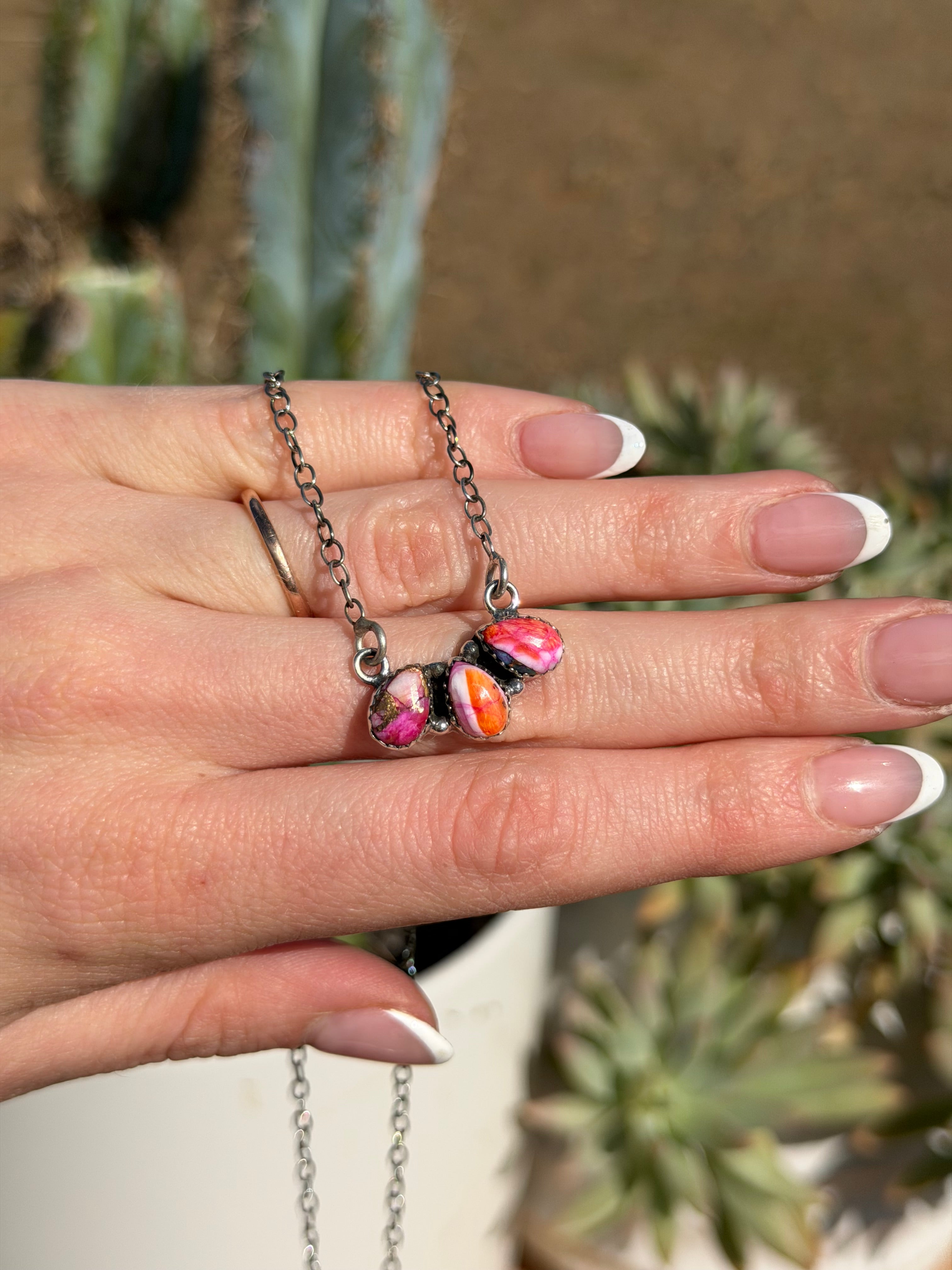 Clara Necklace Pink Dahlia