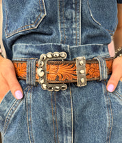 Buckle Set White Buffalo