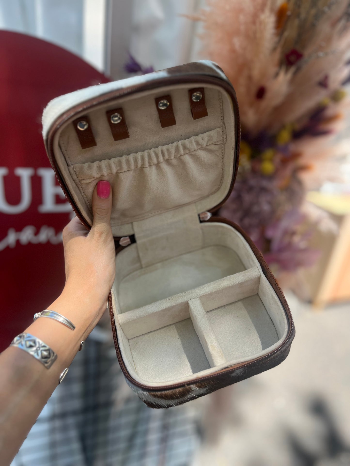 Square Cowhide Jewellery Case