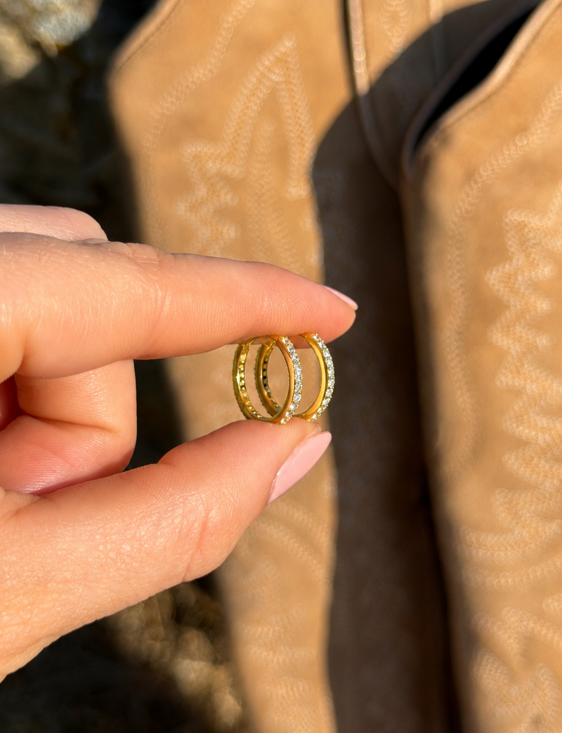 Simple Pave Setting Hoop Earrings: Gold / 1.6 cm