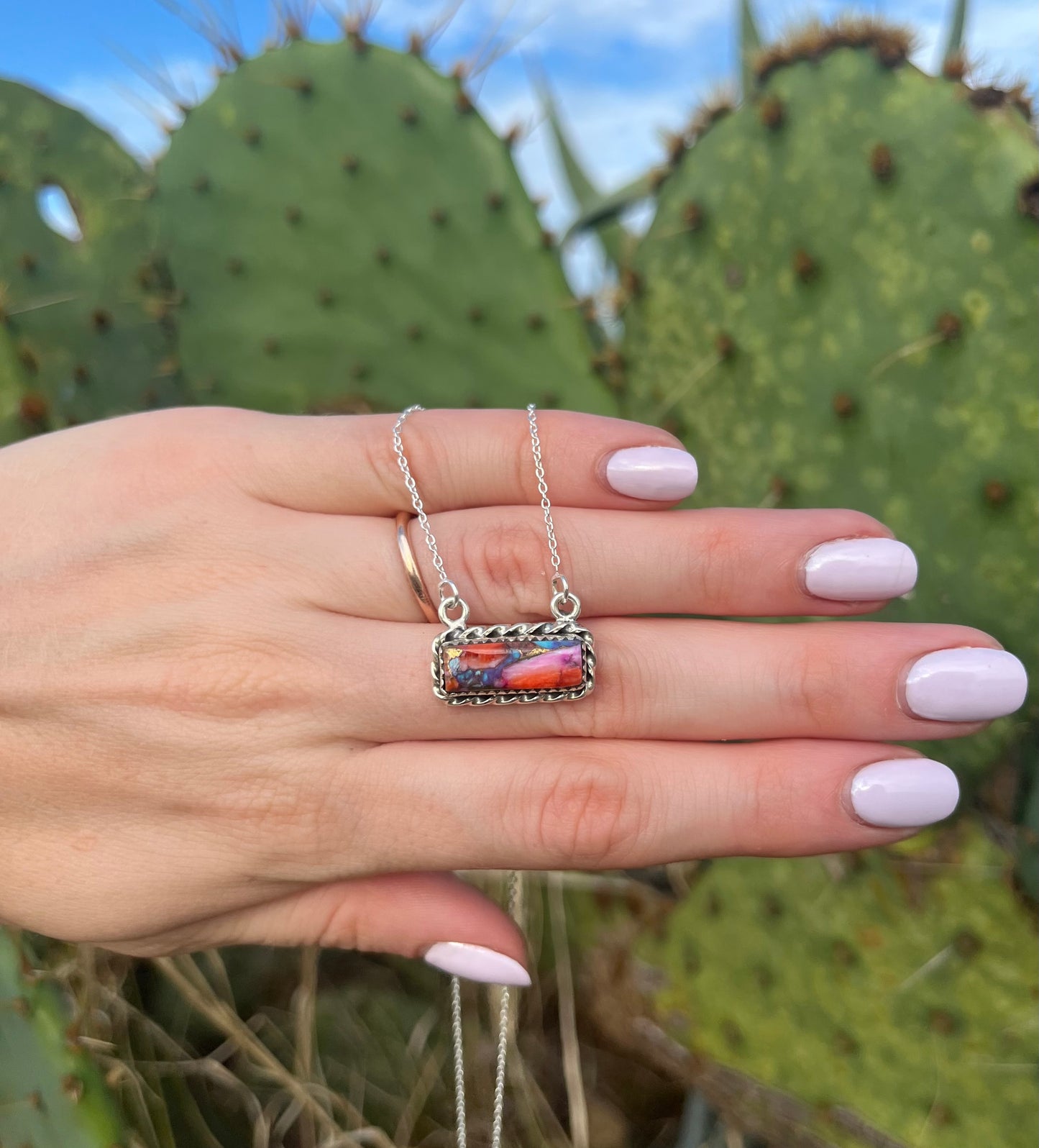 Mini Bar Necklace Pink Dahlia