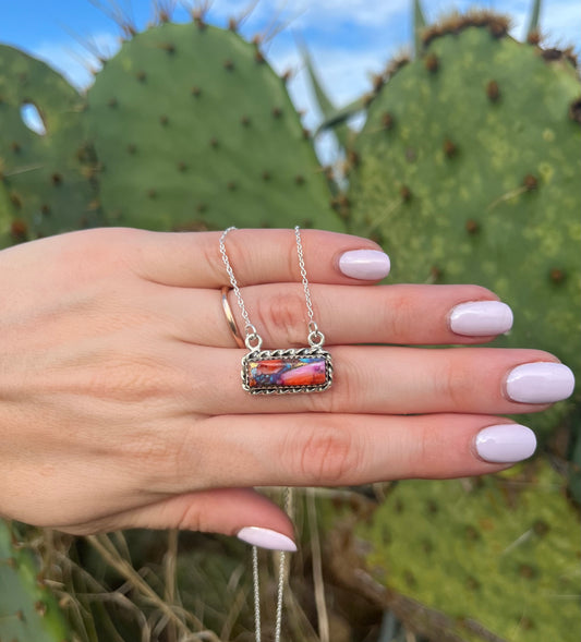 Mini Bar Necklace Pink Dahlia