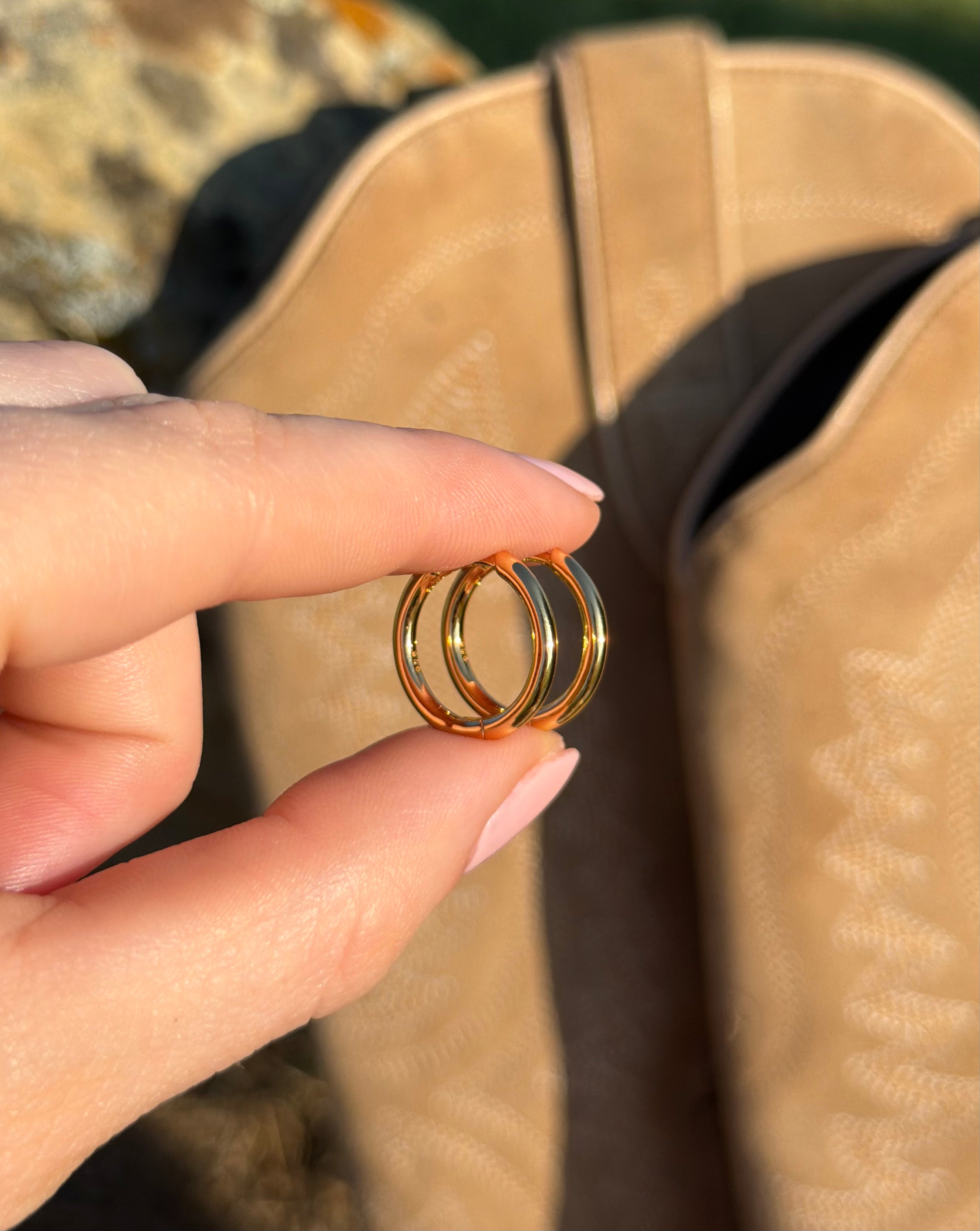 Minimalist Small Hoop Earrings - Multiple Sizes Available
