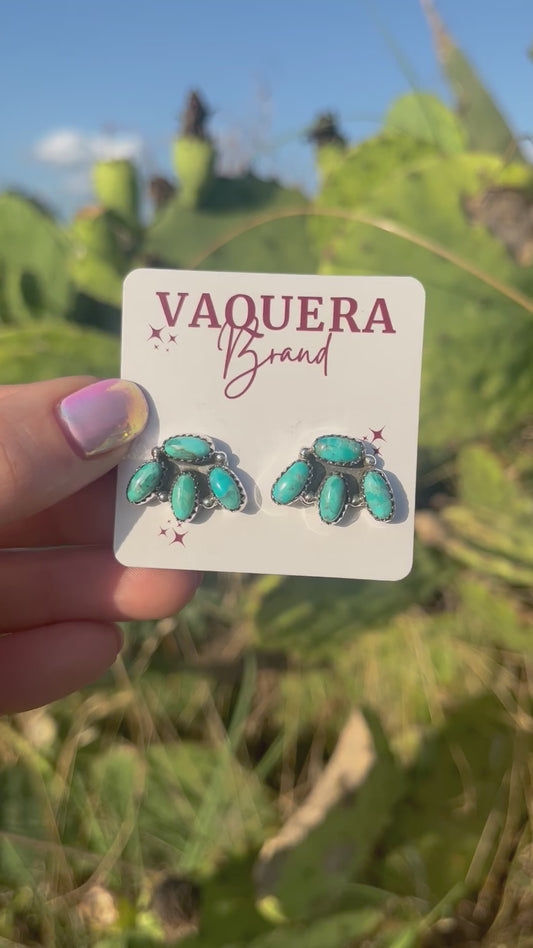 Kingman Turquoise Winny Studs